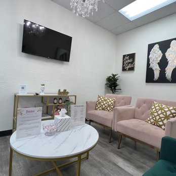 Beverlys Med Spa - I love the memberships they have here - Medical Spas Near Me - Chandler, Arizona