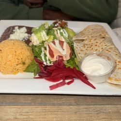 Lempira Restaurant - Eastway Dr