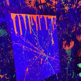 Paint Splatter Glow Experience