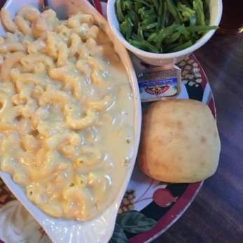 El Bait Shop - Mac and cheese with green beans. - Bars Near Me - Des Moines, Iowa El Bait Shop - Mac and cheese with green beans. - Bars Near Me - Des Moines, Iowa