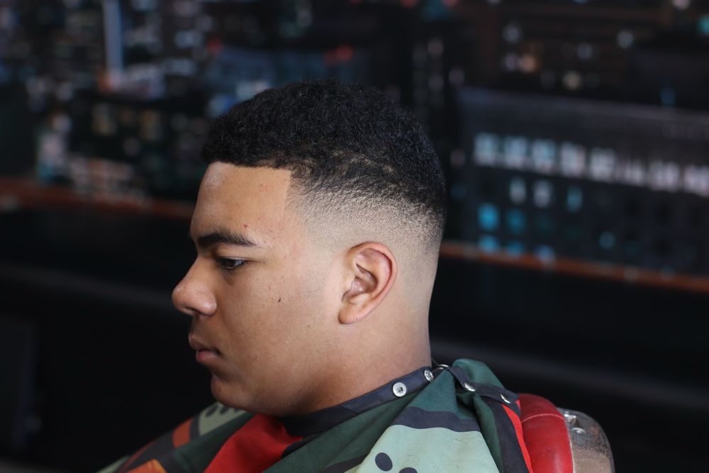 LA FRESH CUTS BARBER SHOP Updated July 2024 63 Photos 1807 E Florence Ave, Los Angeles