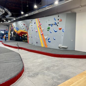 FA Climbing Station Square - Yoga Near Me - Pittsburgh, Pennsylvania