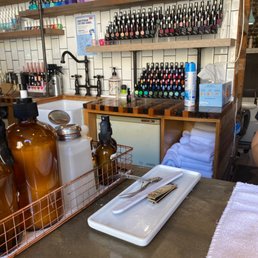 Manicure station