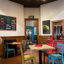 Cafe Sabor - Dining area
