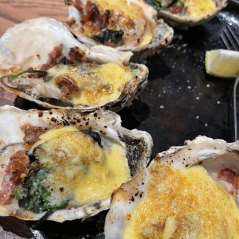 Whiskey & Oyster - Oyster Rockefeller - Bars Near Me - Alexandria, Virginia
