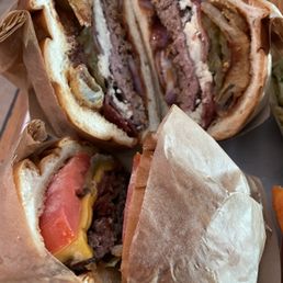 Western bacon burger and bacon cheeseburger