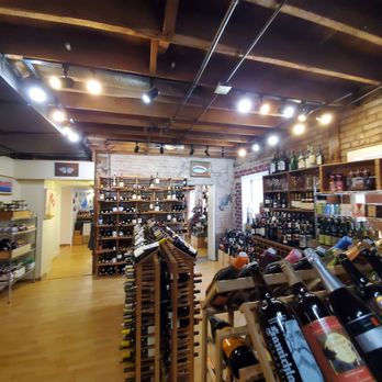 Purveyors on Main - Beer, Wine & Spirits Near Me - Lexington, Virginia Purveyors on Main - Beer, Wine & Spirits Near Me - Lexington, Virginia