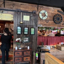 Caldwell House Restaurant - View from entrance