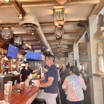 Flying Beaver Bar - Bar area - Pubs Near Me - Richmond, British Columbia