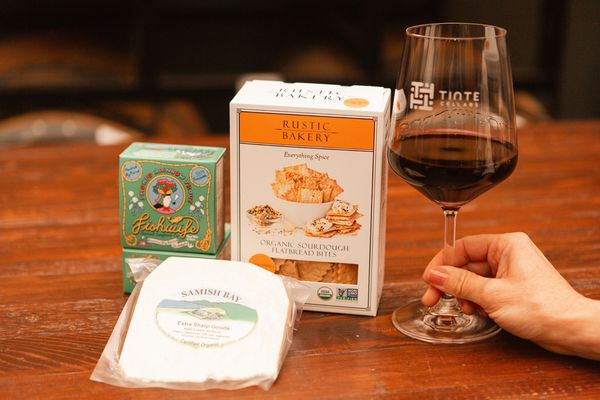 Tinte Cellars Winery and Tasting Room by null