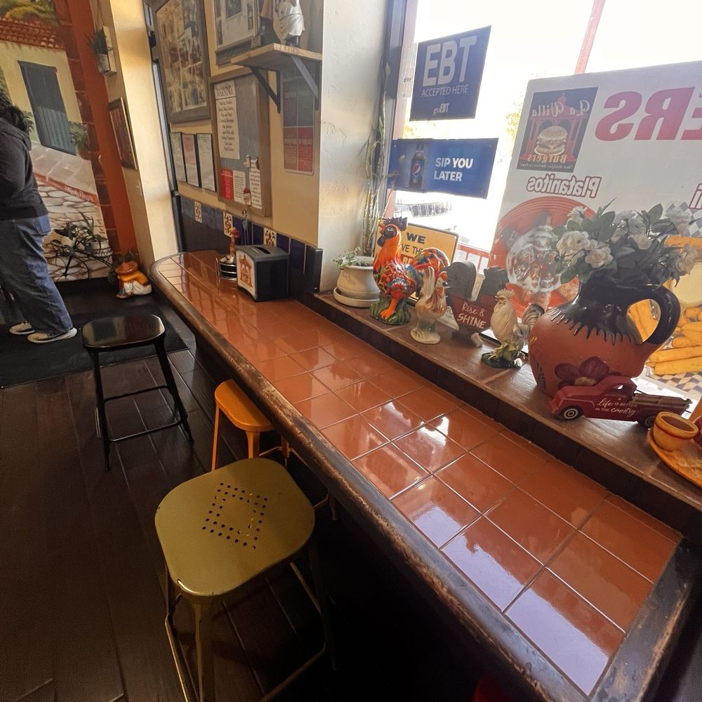 La Villa Burgers - Mexican Near Me - Banning, California La Villa Burgers - Mexican Near Me - Banning, California