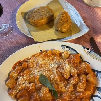 L'Angolo dei Sapori - Pizza Near Me - Agerola, NA