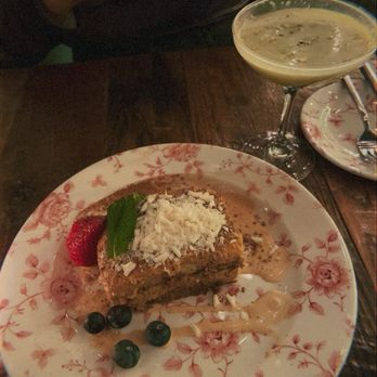 Nonnina - Tiramisu & Pistachios Martini - Italian Near Me - Chicago, Illinois Nonnina - Tiramisu & Pistachios Martini - Italian Near Me - Chicago, Illinois