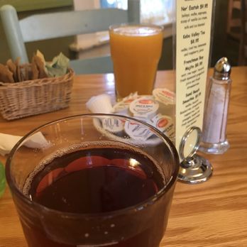 2 Cats Bar Harbor - Cranberry juice and fresh orange juice - Coffee & Tea Near Me - Bar Harbor, Maine 2 Cats Bar Harbor - Cranberry juice and fresh orange juice - Coffee & Tea Near Me - Bar Harbor, Maine