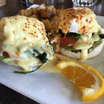 Bistro St Michael - Florentine Benedict - Coffee & Tea Near Me - Prescott, Arizona