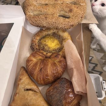 Gusto Bread - Bakeries Near Me - Long Beach, California Gusto Bread - Bakeries Near Me - Long Beach, California
