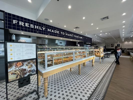PARIS BAGUETTE - Updated June 2025 - 49 Photos & 29 Reviews - 67 E