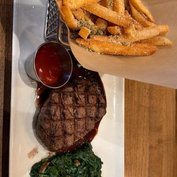 Grillsmith - Wesley Chapel - Port Wine Filet Mignon 7oz - American Near Me - Wesley Chapel, Florida Grillsmith - Wesley Chapel - Port Wine Filet Mignon 7oz - American Near Me - Wesley Chapel, Florida