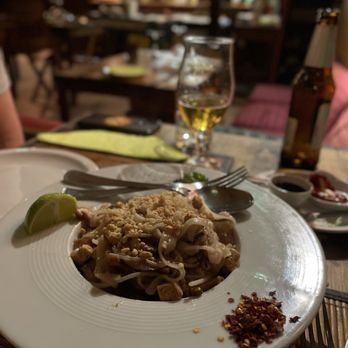 Bali - Pad Thai - Indonesian Near Me - Rome, RM Bali - Pad Thai - Indonesian Near Me - Rome, RM