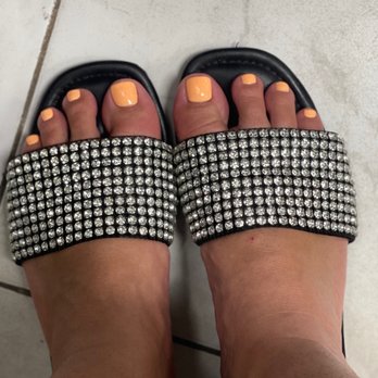 Garden Nails - Nail Salons Near Me - Kapolei, Hawaii