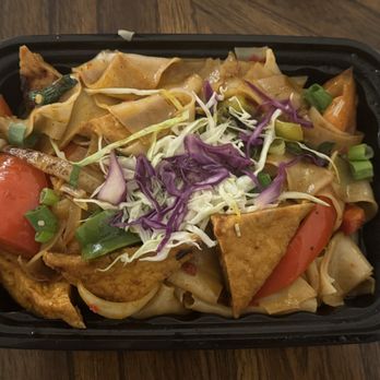 Sa Thai - Drunken Noodles with tofu - Salad Near Me - Albuquerque, New Mexico