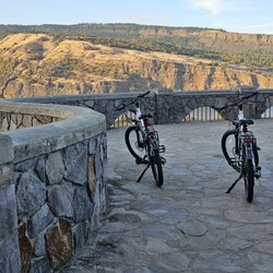 The Gorge E Bike Adventure - VIEW POINT