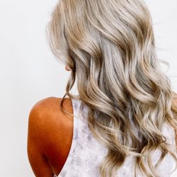 Teresa Colorist - Full highlight with ash blonde tones