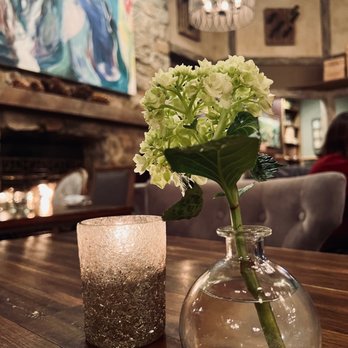 NAPA Kitchen + Bar Dublin - Interior - New American Near Me - Dublin, Ohio