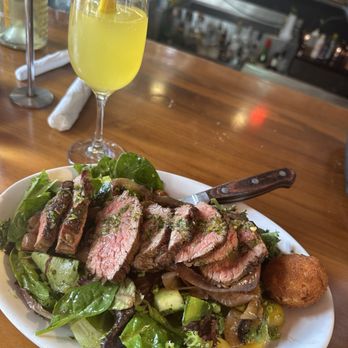 Dashi - Steak salad - Food Trucks Near Me - North Charleston, South Carolina Dashi - Steak salad - Food Trucks Near Me - North Charleston, South Carolina