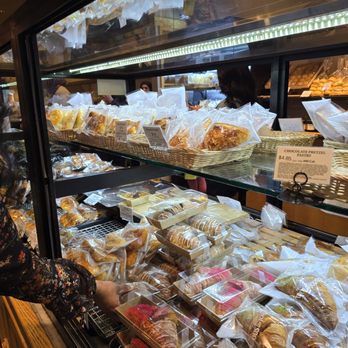 Tous Les Jours - Baked items - Coffee & Tea Near Me - Chicago, Illinois