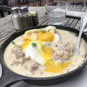 Shaw's Tavern - Biscuits N Sausage Gravy Brunch - Gastropubs Near Me - Washington, DC, District of Columbia