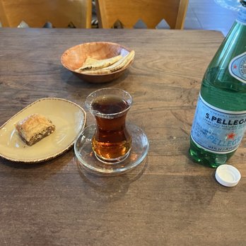 Mediterranean Kitchen - Complimentary baklava and tea - Mediterranean Near Me - Burlingame, California Mediterranean Kitchen - Complimentary baklava and tea - Mediterranean Near Me - Burlingame, California