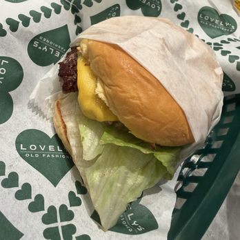 Lovely's Old Fashioned - Cheeseburger with lettuce and mayo - Burgers Near Me - New York, New York Lovely's Old Fashioned - Cheeseburger with lettuce and mayo - Burgers Near Me - New York, New York