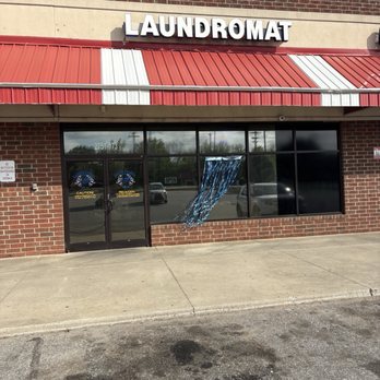 Laundry Lounge - Laundromat Near Me - High Point, North Carolina Laundry Lounge - Laundromat Near Me - High Point, North Carolina