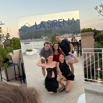 La Sirena - Pizza Near Me - Giardini Naxos, Maine