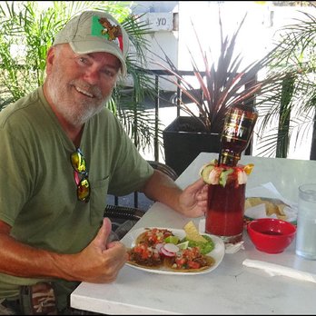 El Agave Taqueria - Thanks, Wendy, for snapping my photo as I prepare to enjoy an amazing lunch. - Mexican Near Me - Auburn, California