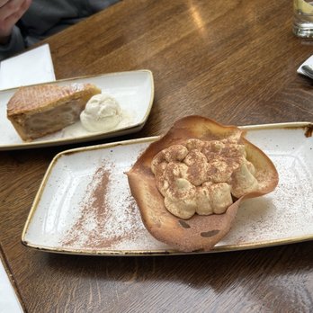 Laville Café - Amazing tiramisu and warm apple cake - Italian Near Me - London, XGL