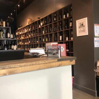 Complexity Wine - Wall of wine - Wine Tasting Classes Near Me - Lancaster, California