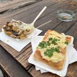 Weihnachtsmarkt - Am Hof - Potato's and cheese bread