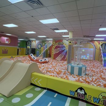 Waddle Waddle - Main area - Indoor Playcenter Near Me - Carle Place, New York Waddle Waddle - Main area - Indoor Playcenter Near Me - Carle Place, New York