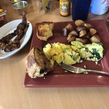 Toasted Mango Cafe - Cafes Near Me - Sarasota, Florida