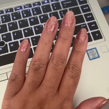 C’est Bon Nails - Manicure - Nail Salons Near Me - Willowbrook, Illinois