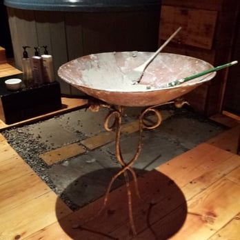 Little Red Day Spa - Day Spas Near Me - Seattle, Washington