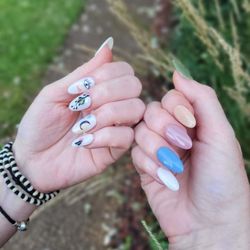 Comfy Nails Zone