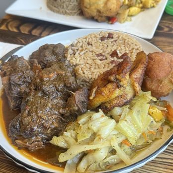 Ackee Bamboo - Oxtail - Caribbean Near Me - Los Angeles, California