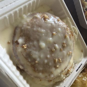 808 Grindz Cafe - The best pancakes with any flavor you choose!! So soft and fluffy!! - Cafes Near Me - Lahaina, Hawaii