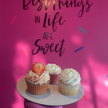 Gimme Some Sweets - Bakeries Near Me - Sealy, Texas