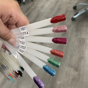 Savvy Nails & Spa - Nail Salons Near Me - Palm Springs, California