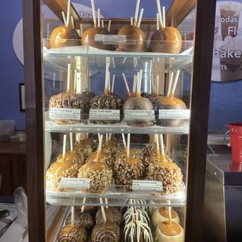Kilwins Ice Cream - Chocolate - Fudge - Caramel apples - Candy Stores Near Me - Fort Collins, Colorado Kilwins Ice Cream - Chocolate - Fudge - Caramel apples - Candy Stores Near Me - Fort Collins, Colorado