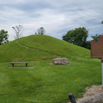 Shrum Mound - Mound with bench and other side of the historical marker. - Landmarks & Historical Buildings Near Me - Columbus, Ohio Shrum Mound - Mound with bench and other side of the historical marker. - Landmarks & Historical Buildings Near Me - Columbus, Ohio